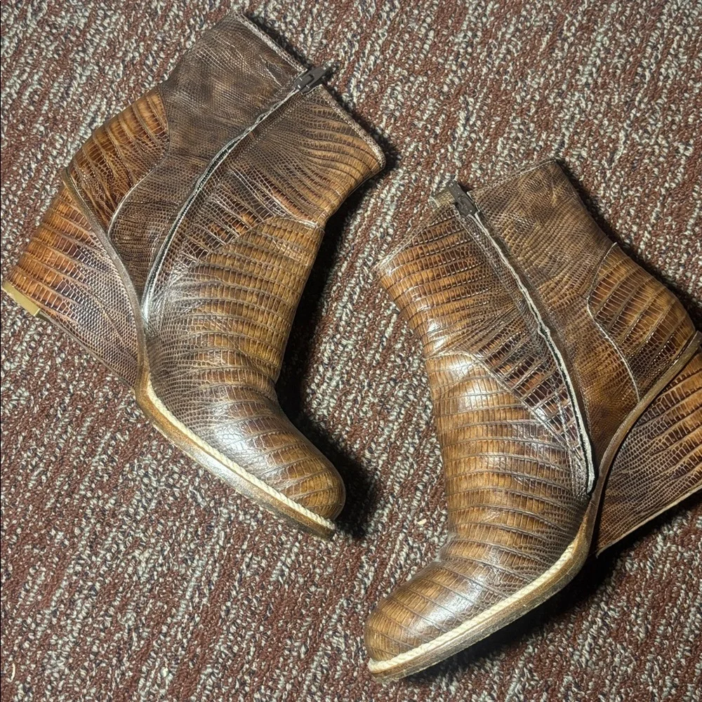 Maison Margiela boots embossed snakeskin Brown Textured Ankle Boots wedge bootie